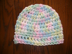 http://crystalsbabyblankets.com/pics/White crochet hat BALL.JPG